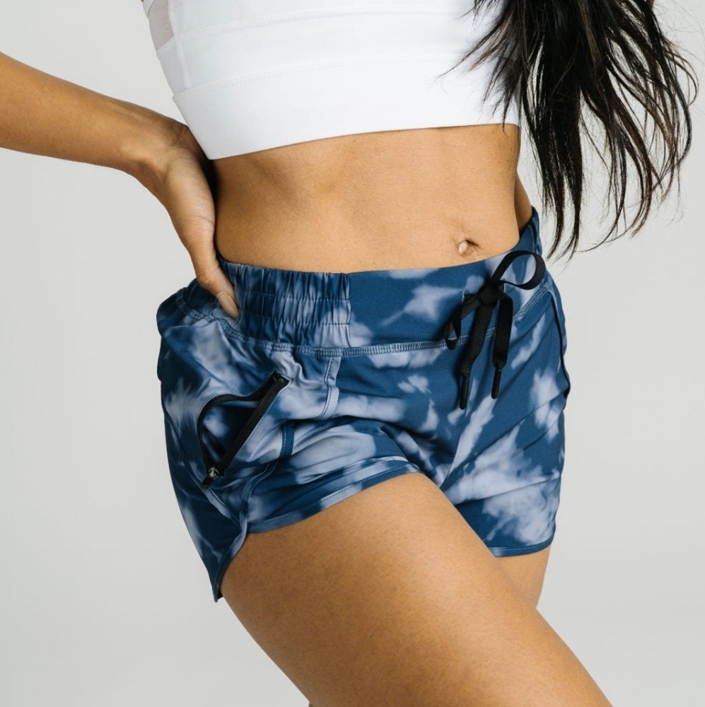 ZYIA Cumulus Fierce Zipper Pocket Shorts - XXXL